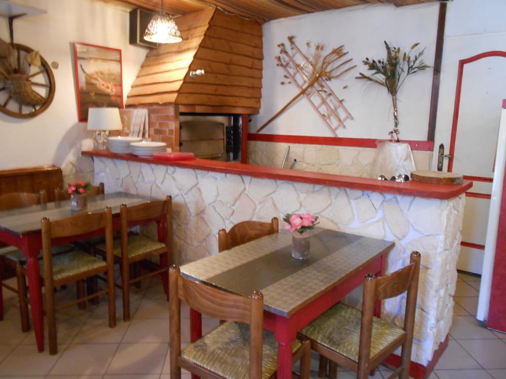 Les 3 Marmottes Hotel Lus-la-Croix-Haute Luaran gambar